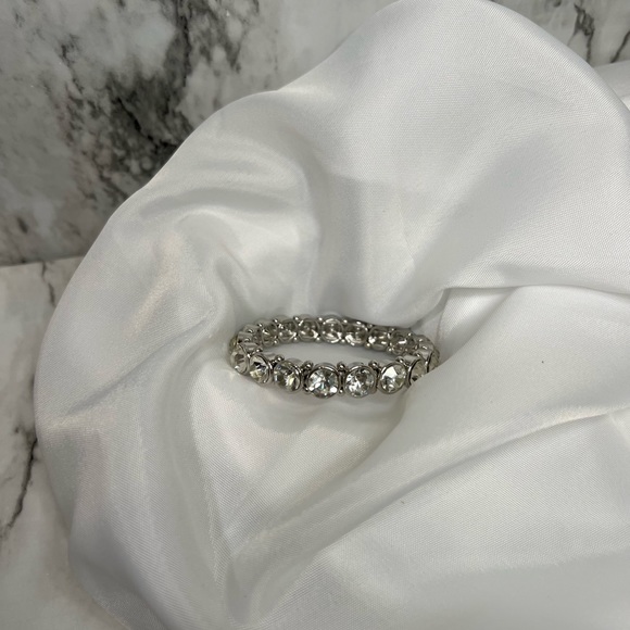 Sugar coated sparkle white bracelet - Picture 3 of 3